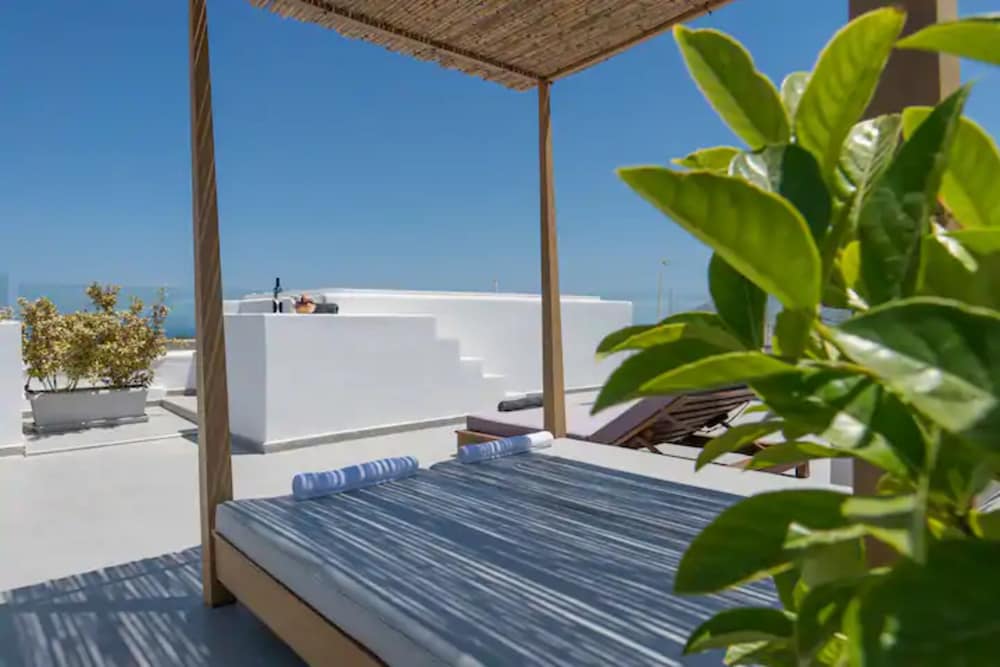 Фото Nostos Apartments Fira