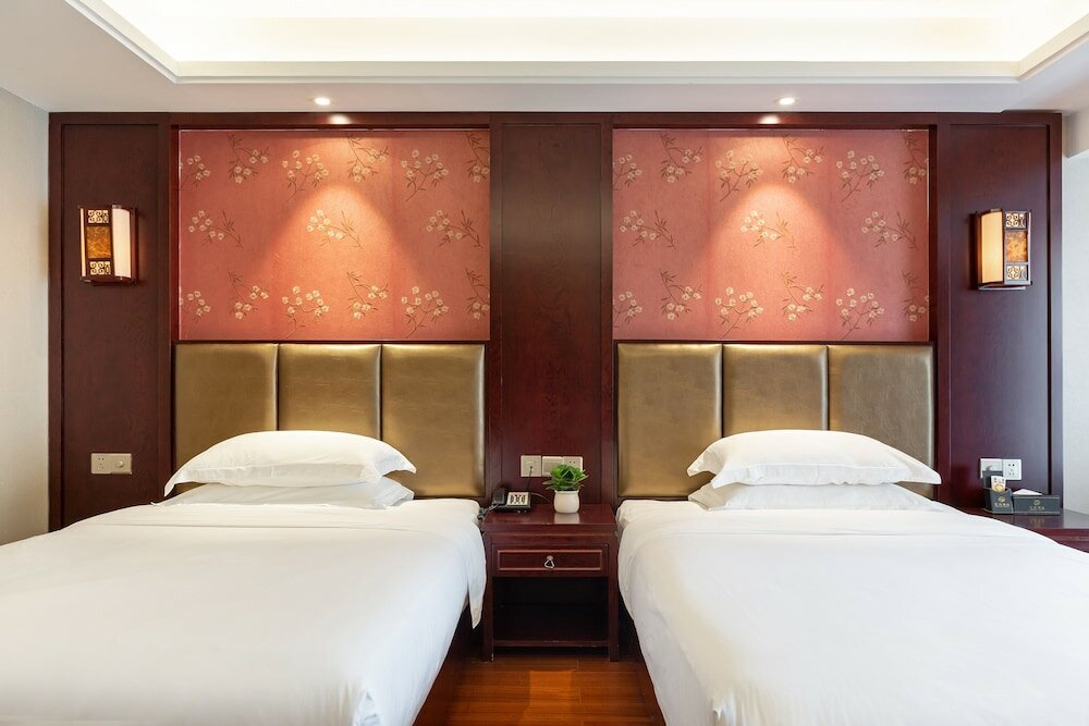 Фото Zongrui Hotel