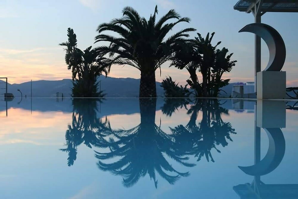 Фото Thalassa Hotel