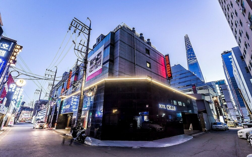 Фото отеля 1