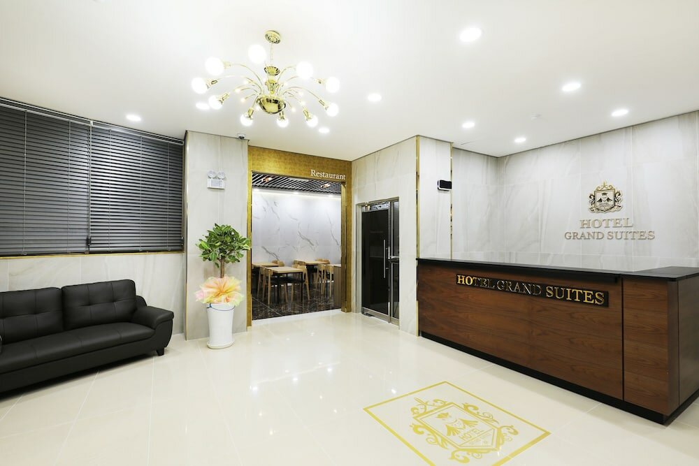 Фото Hotel Grand Suite