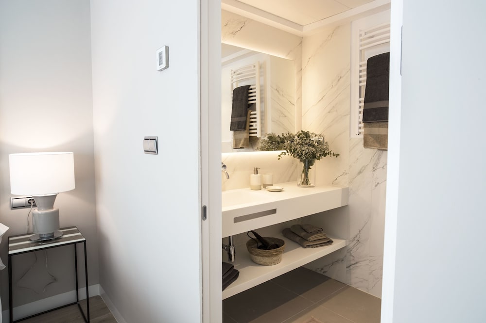 Фото Spain Select Santa Ana Apartments