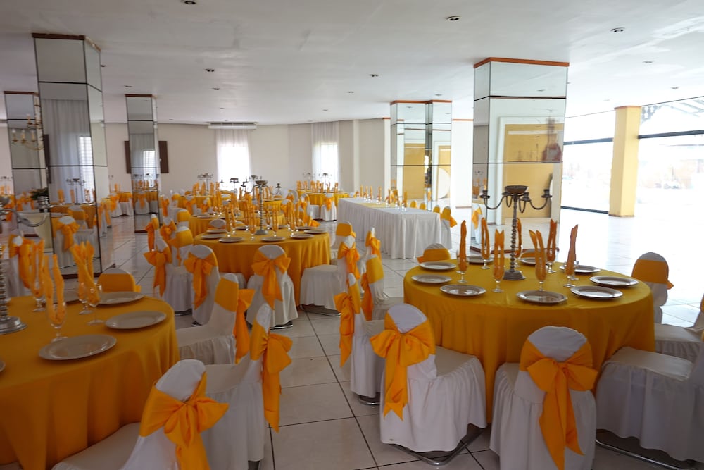 Фото Hotel América Colima