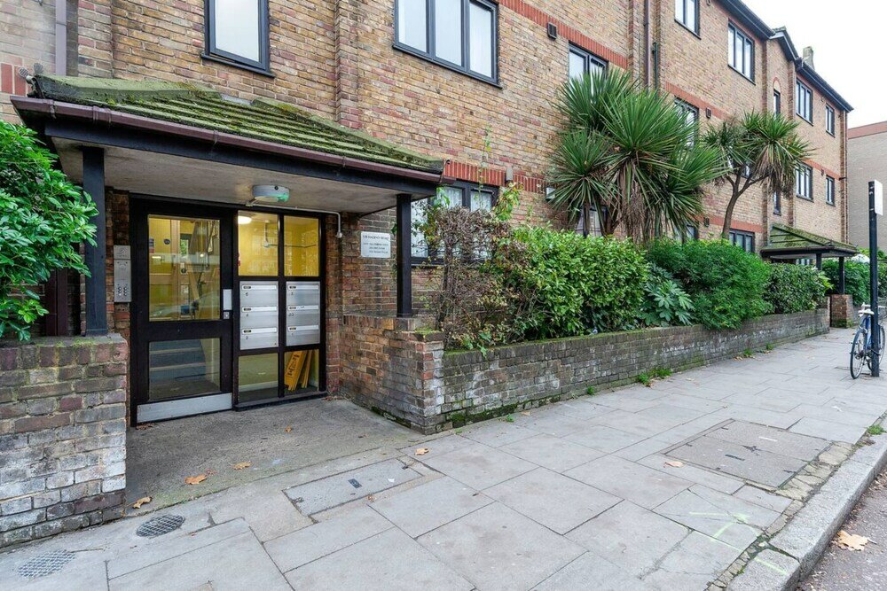 Фото Modern 2 Bedroom Apartment in Hoxton