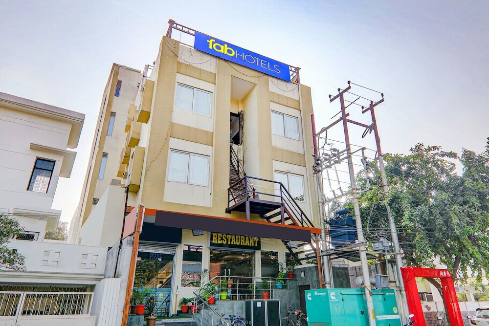 Фото отеля 2