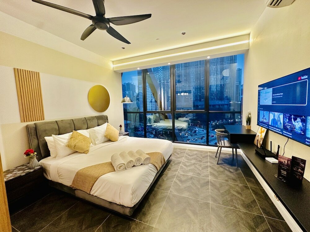 Фото Scarletz Suites Klcc by M Suites