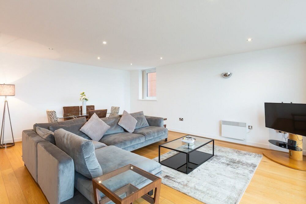 Фото Waterside Bliss 2 Bed 2 Bath Apartment