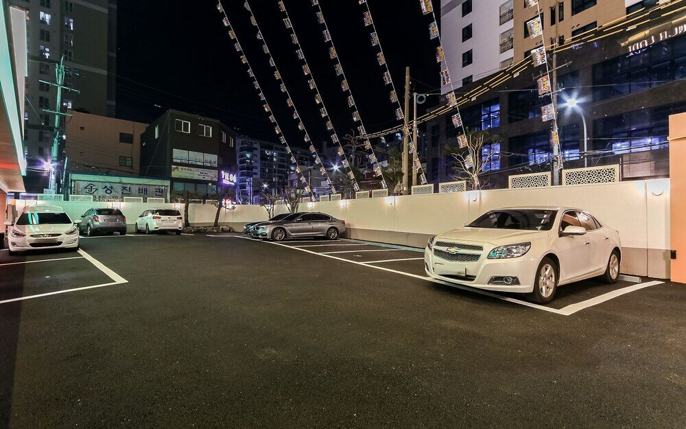 Фото 25 Hours Hotel