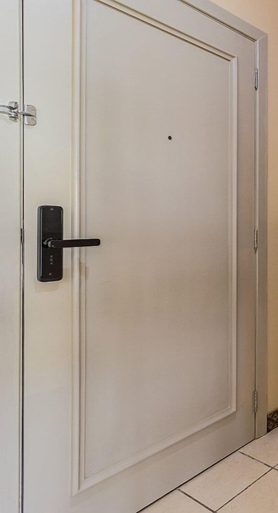 Фото Coliving Century Park by My Way