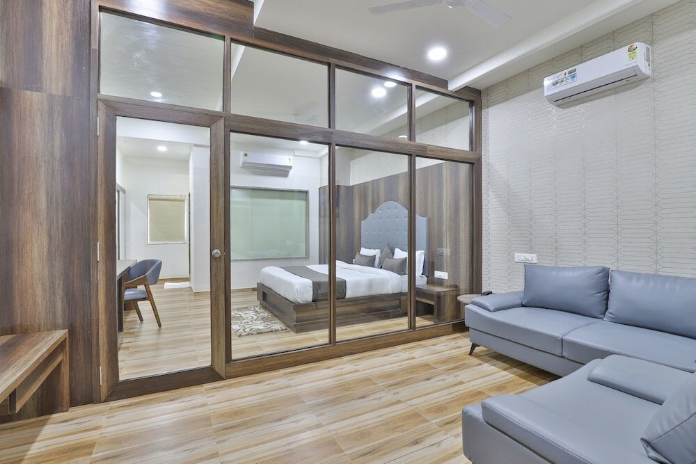 Фото Hotel Sr Regency