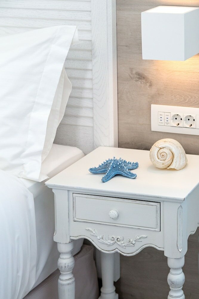 Фото White Pearls Luxury Suites - Adults Only