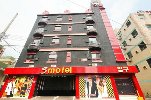 Гостиница Gimhae Sambangdong S в Кимхэ