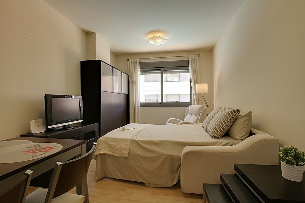 Фото Apartamento Top Malaga Calle Pacifico con piscina y parking