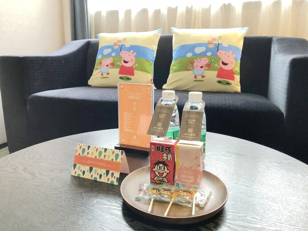 Фото Chongqing Landyatt Park Hotel