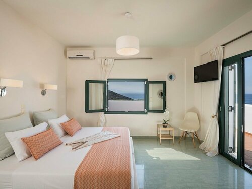Гостиница Luxury Villa With Amazing Sea Views, Private Pool, Near the Beach