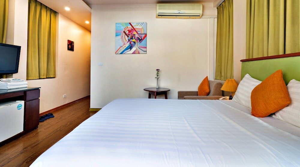 Фото Hanz LakeView Hotel Hanoi