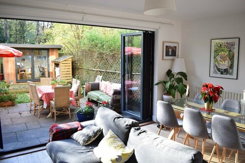 Modern 3 Bedroom Apartment in Brixton
