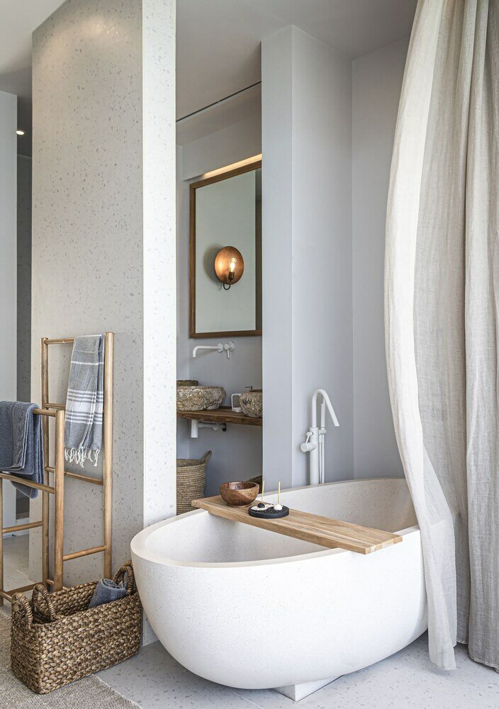 Фото Amethyst Selene Paleros