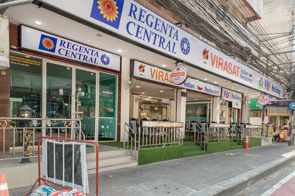 Фото Regenta Central Residency