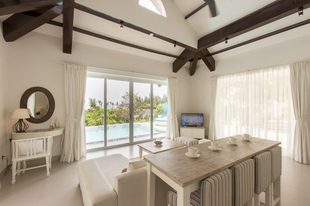 Фото Fleur de Lys Resort & SPA Long Hai