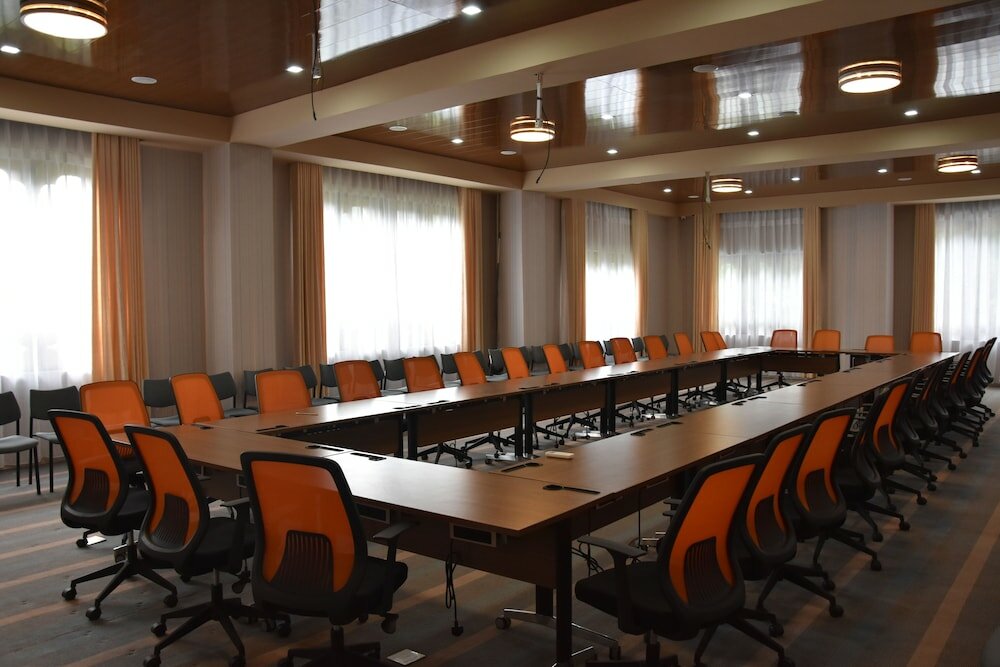 Фото Legphel Hotel