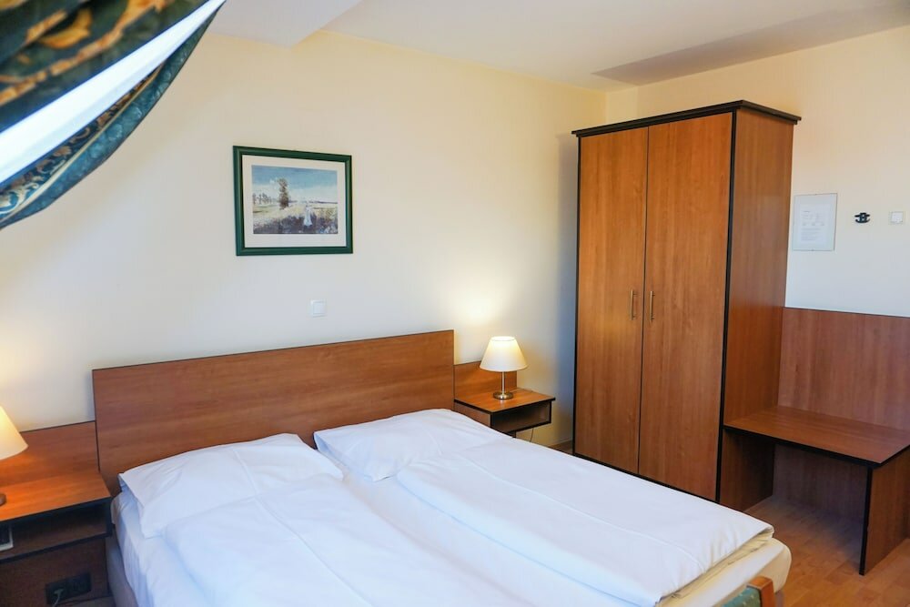 Фото Deutschmeister