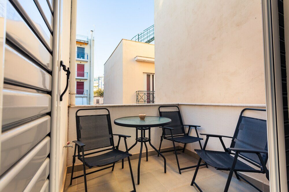 Фото Upscale Modern Escape in the Historic Center