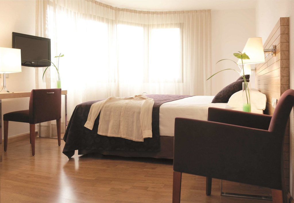 Фото Hesperia Zaragoza Centro