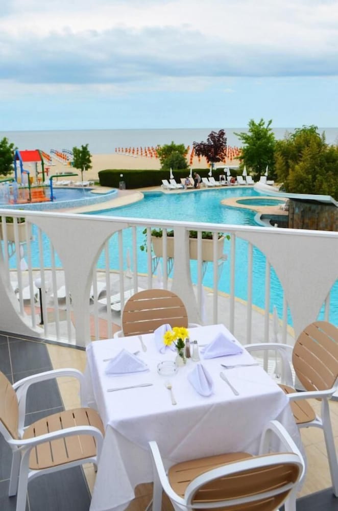 Фото Hotel Laguna Beach - All Inclusive