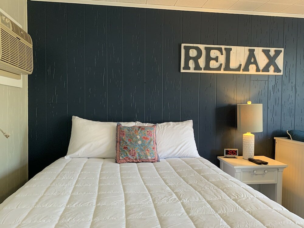 Фото Vineyard Harbor Motel