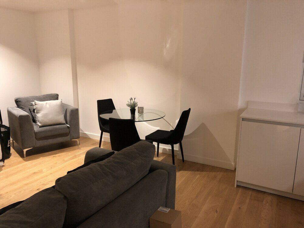 Фото Luxury 2 Bed 2 Bath Apartments next to kings cross