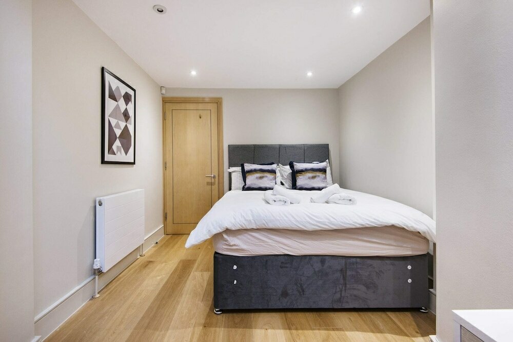 Фото Belgravia 1 Bed Stylish Apartment