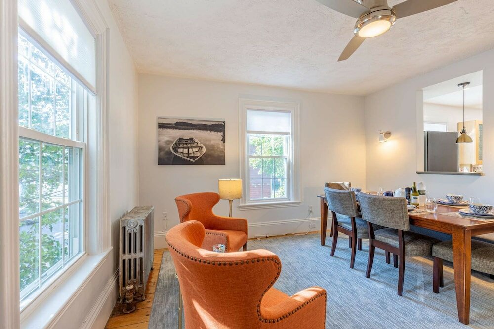 Фото Broom & Board