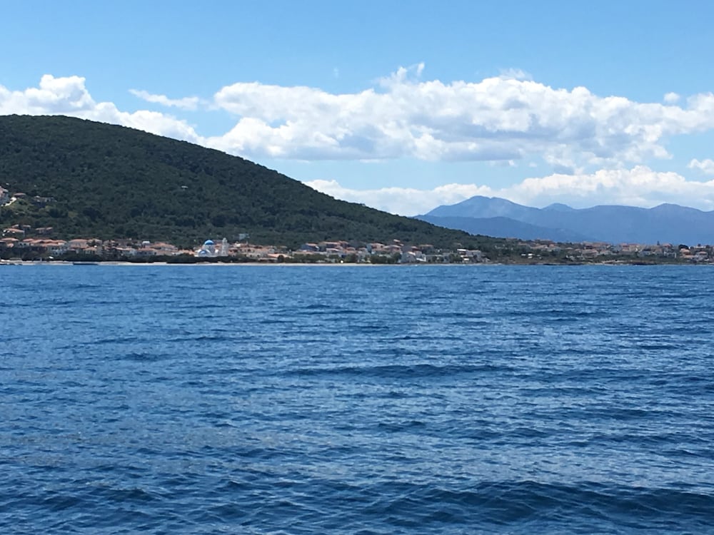 Фото отеля 2