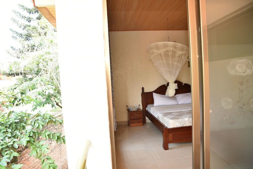 Фото Kigali Castle B&b - Hostel