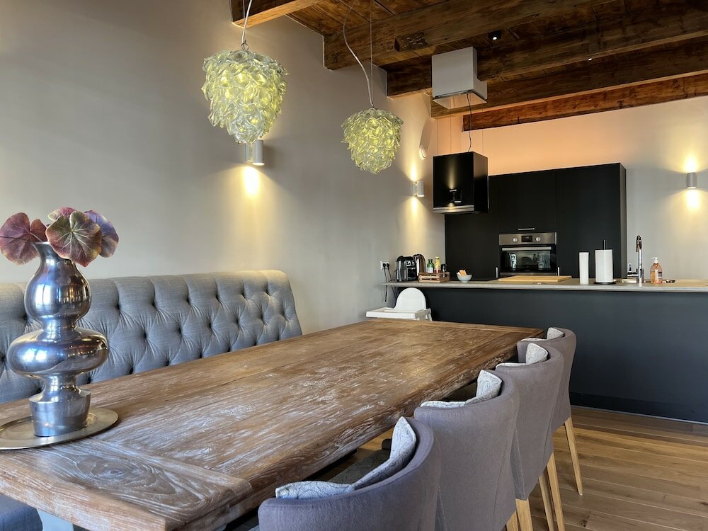 Фото Pakasa Leiden