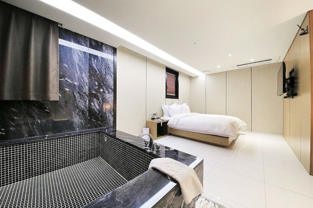 Фото Yeoksam Rich Well