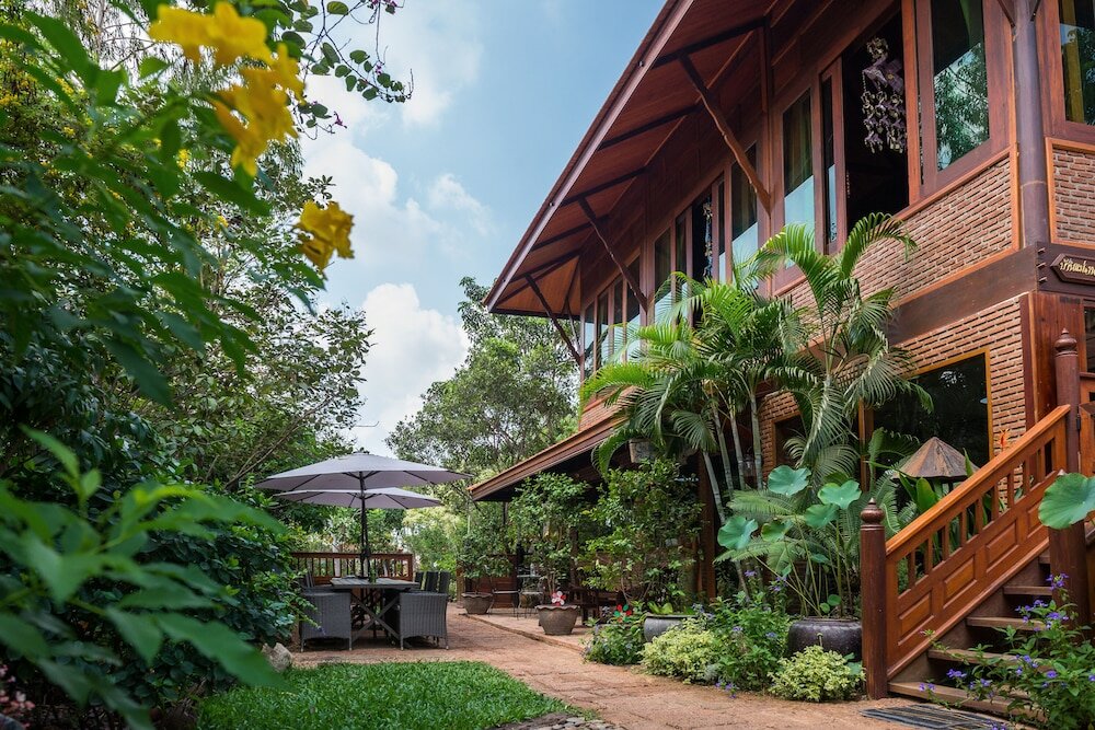 Фото Cattani's Riverside Home