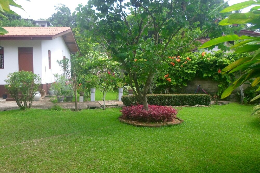 Фото Manel Guesthouse