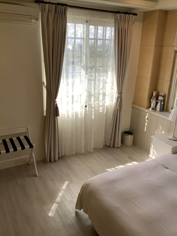 Фото Leisure Pavilion House B&b