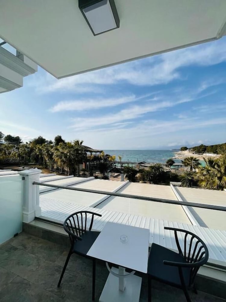 Фото Poda Boutique Hotel