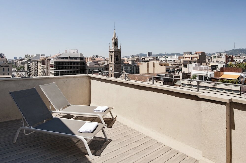 Фото The Corner Apartments by Aspasios