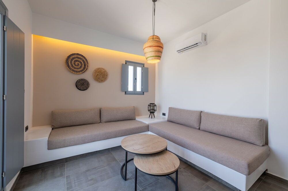 Фото Bonsai Luxury Suites