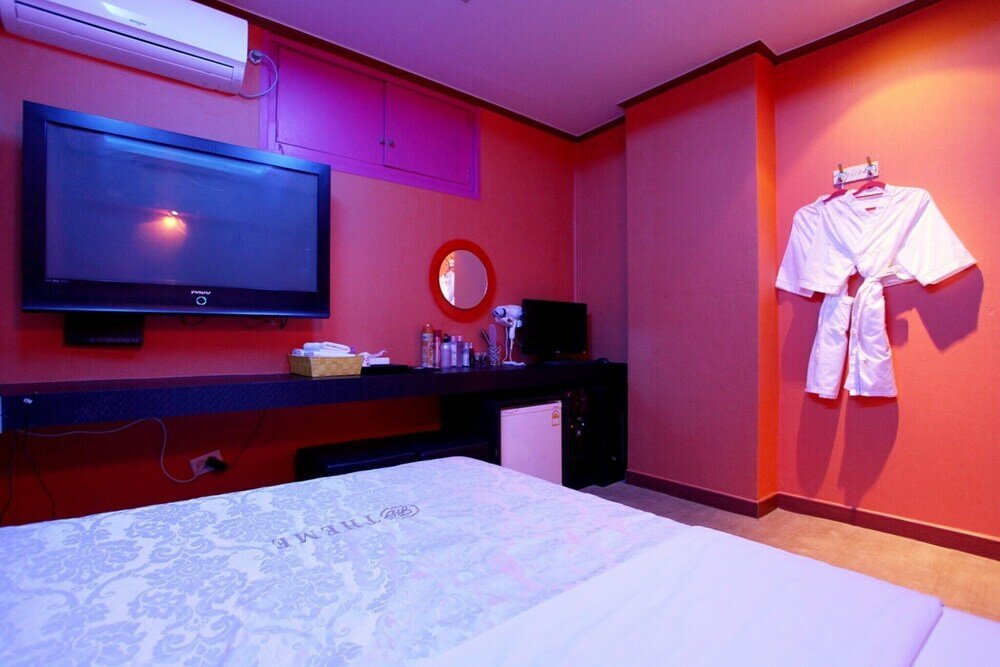 Фото Sungshin University Station Galaxy2