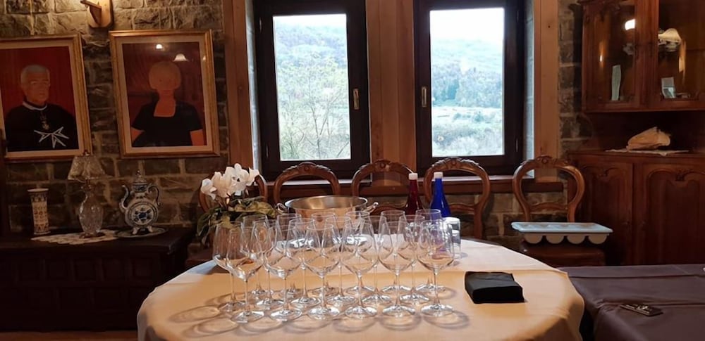 Фото Castello di Ahrensperg