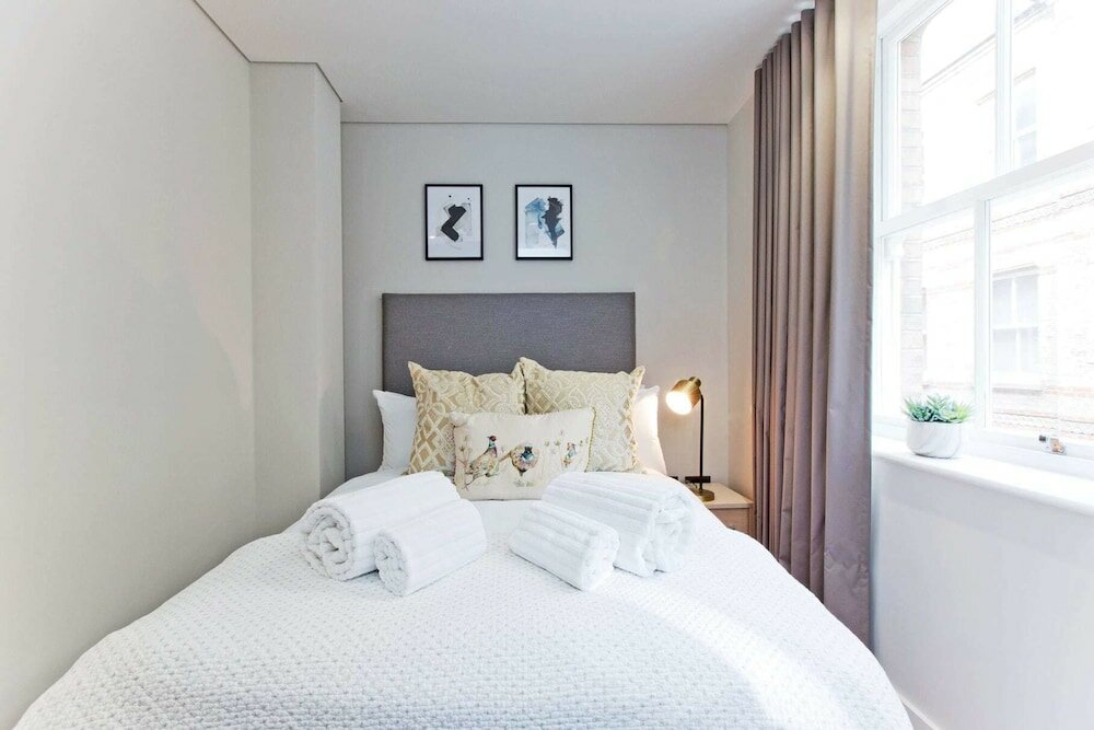 Фото Luxury 2 bed with lift ac and concierge