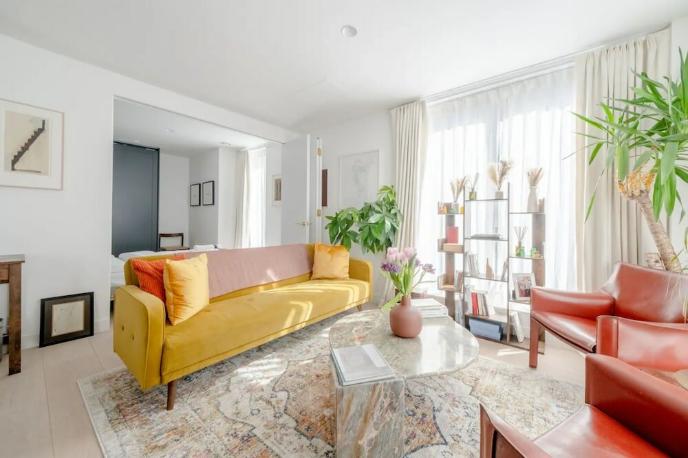 Фото Gorgeous Central London 2bd Flat - Soho