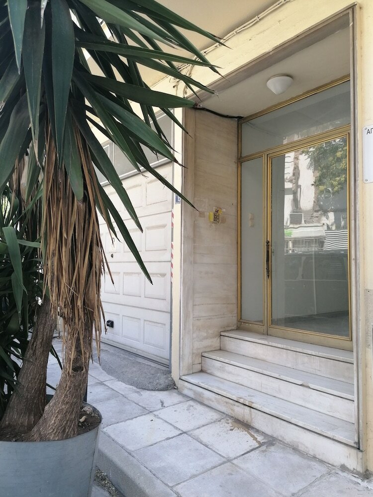 Фото Spacious Acropolis Home by CloudKeys