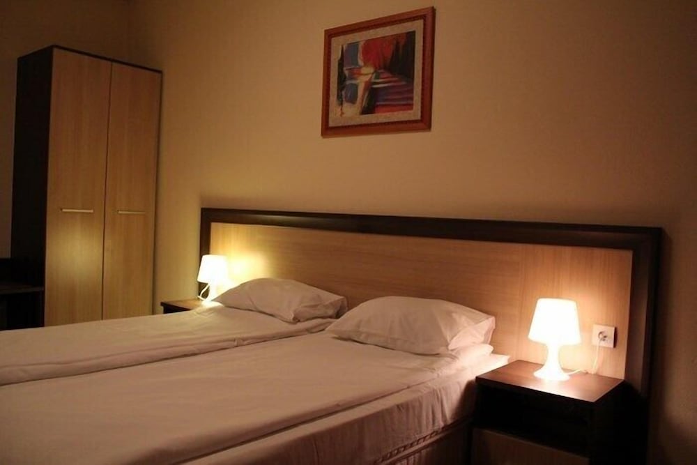 Фото Nevada Aparthotel