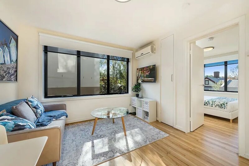 Гостиница Prime Location 1 Bedroom Apartment Near Mcg With Parking в Мельбурне
